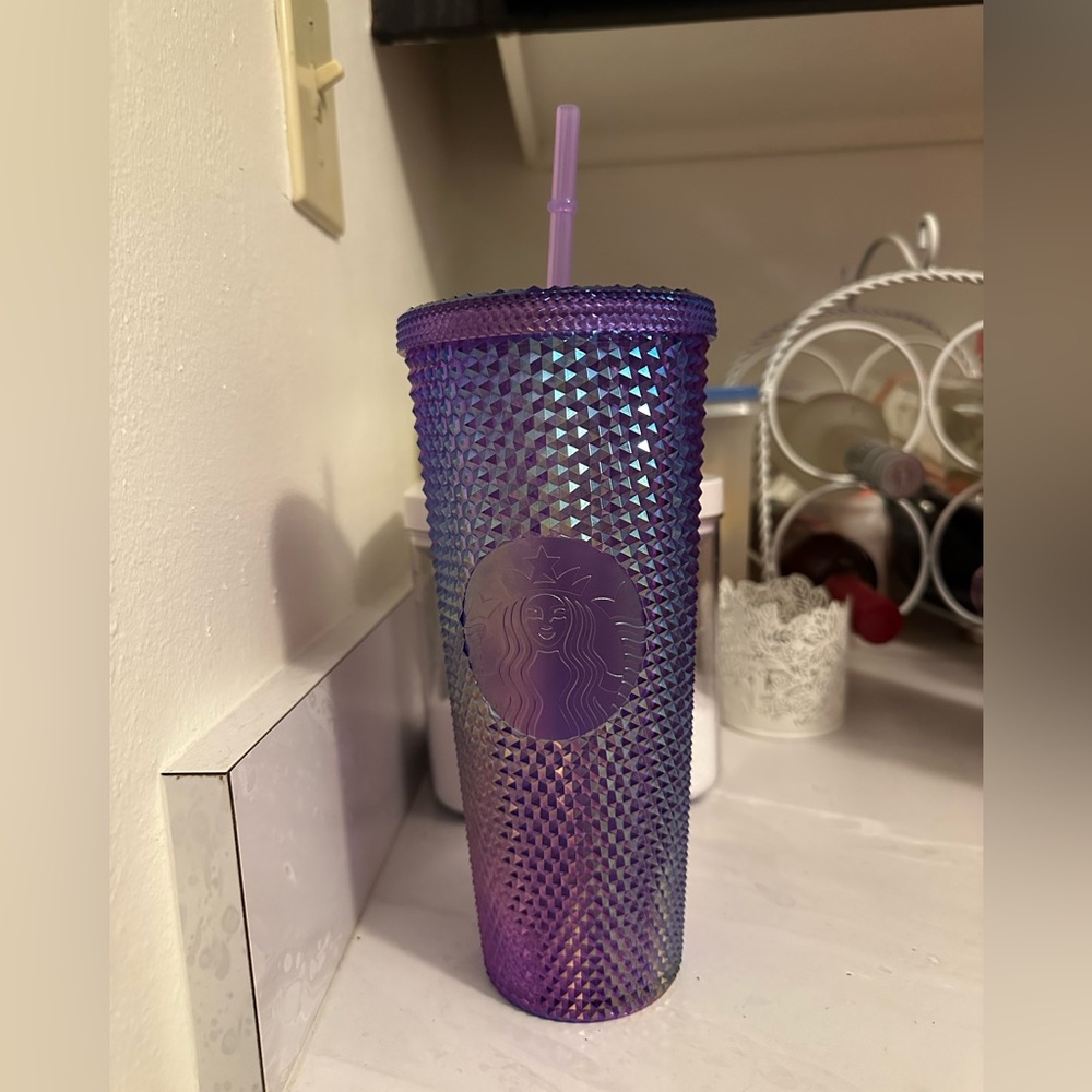 NWT venti starbucks studded cup